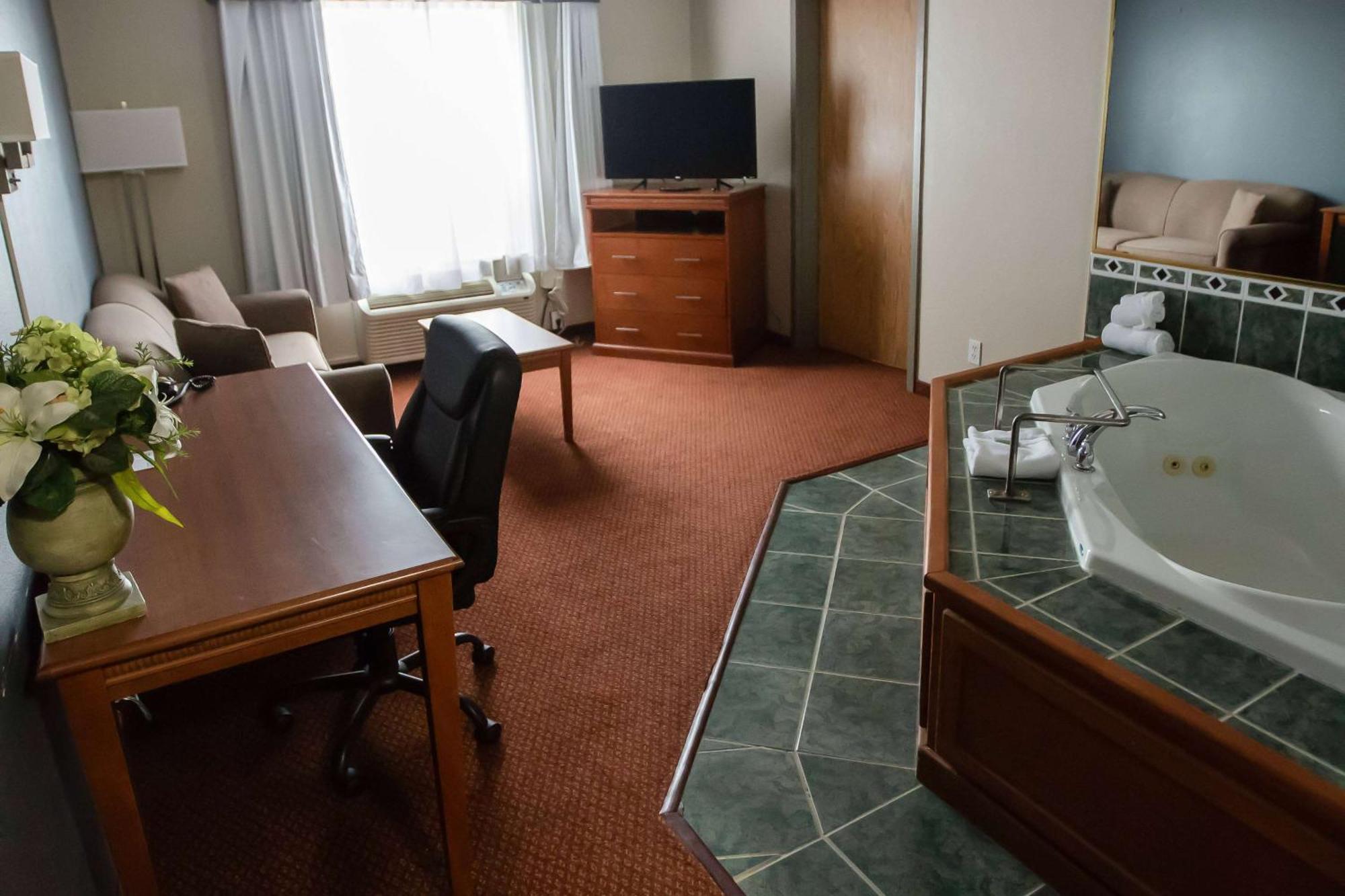 Super 8 By Wyndham Whitecourt Hotel Exterior foto